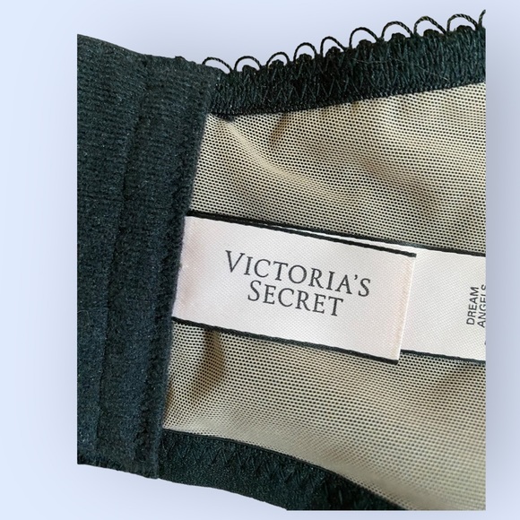 Beautiful Victoria’s Secret bra - Picture 4 of 8